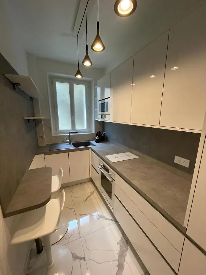 Montmartre Sacre Coeur Apartment Paris France