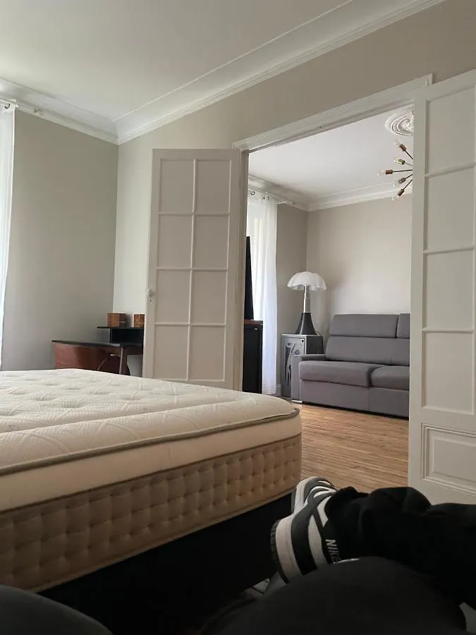 Montmartre Sacre Coeur Apartment Paris